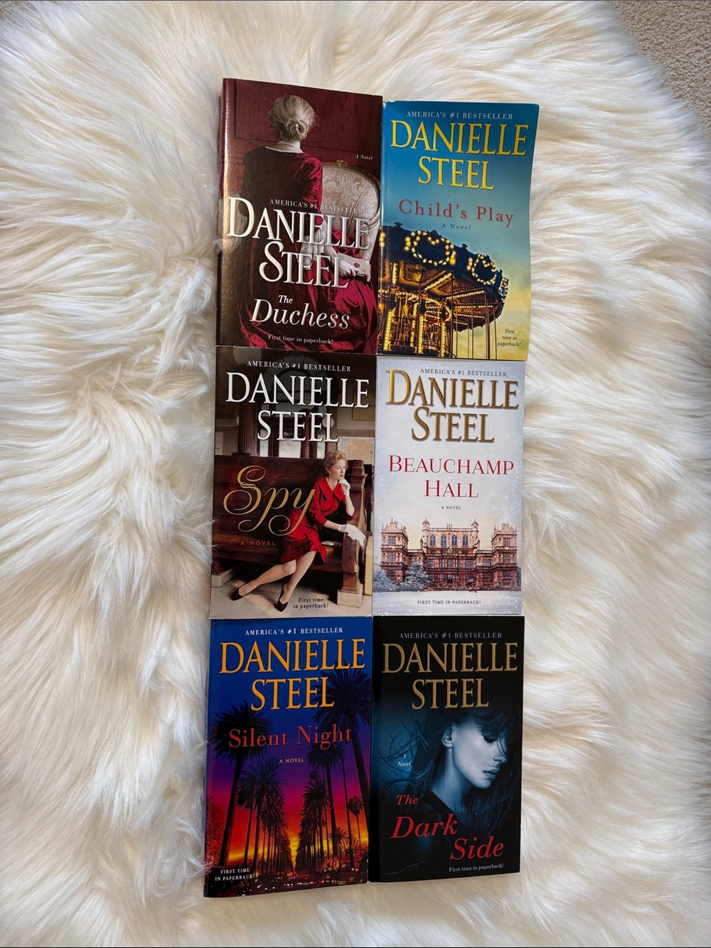 Lot of 6 Danielle Steel Paperback Books